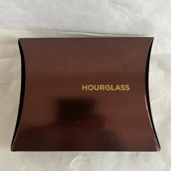 HOURGLASS Makeup 4p Set 2 Mascaras, Veil Primer, & Vanish Primer NEW NIB $60 Val - Picture 3 of 5